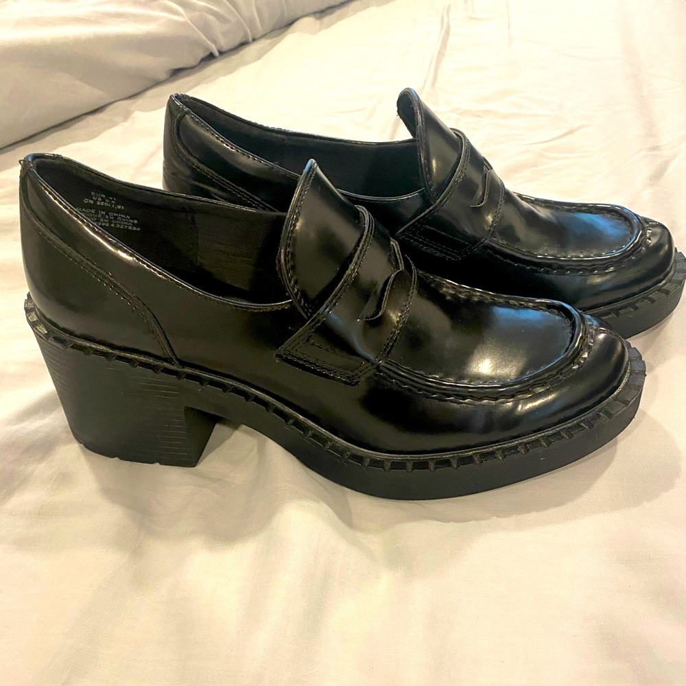 H&M Loafers